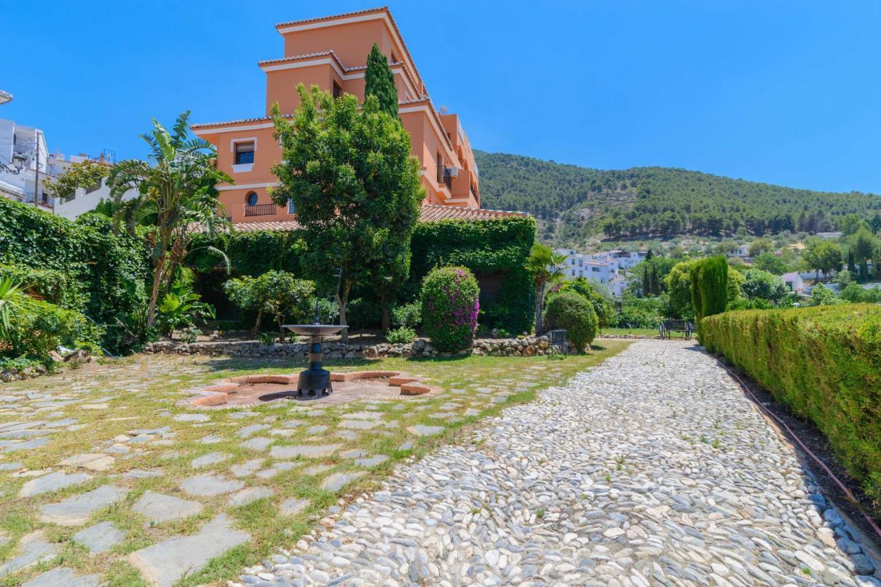 Hotel Rural Sierra Tejeda Alcaucín Buitenkant foto