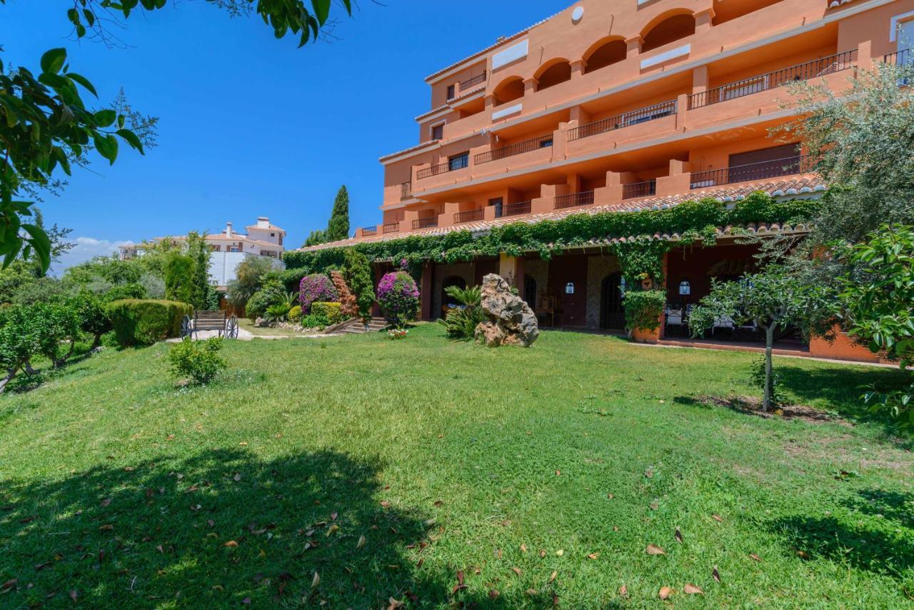 Hotel Rural Sierra Tejeda Alcaucín Buitenkant foto