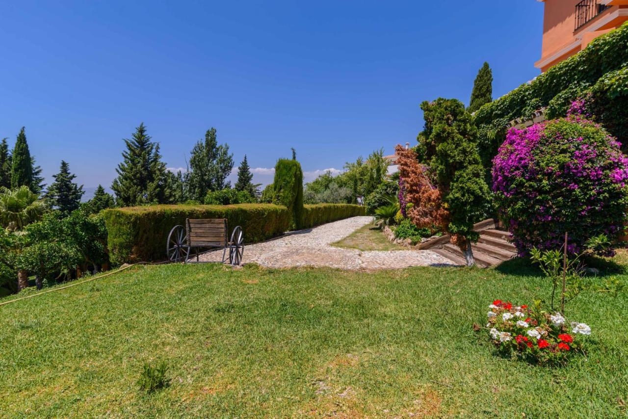 Hotel Rural Sierra Tejeda Alcaucín Buitenkant foto